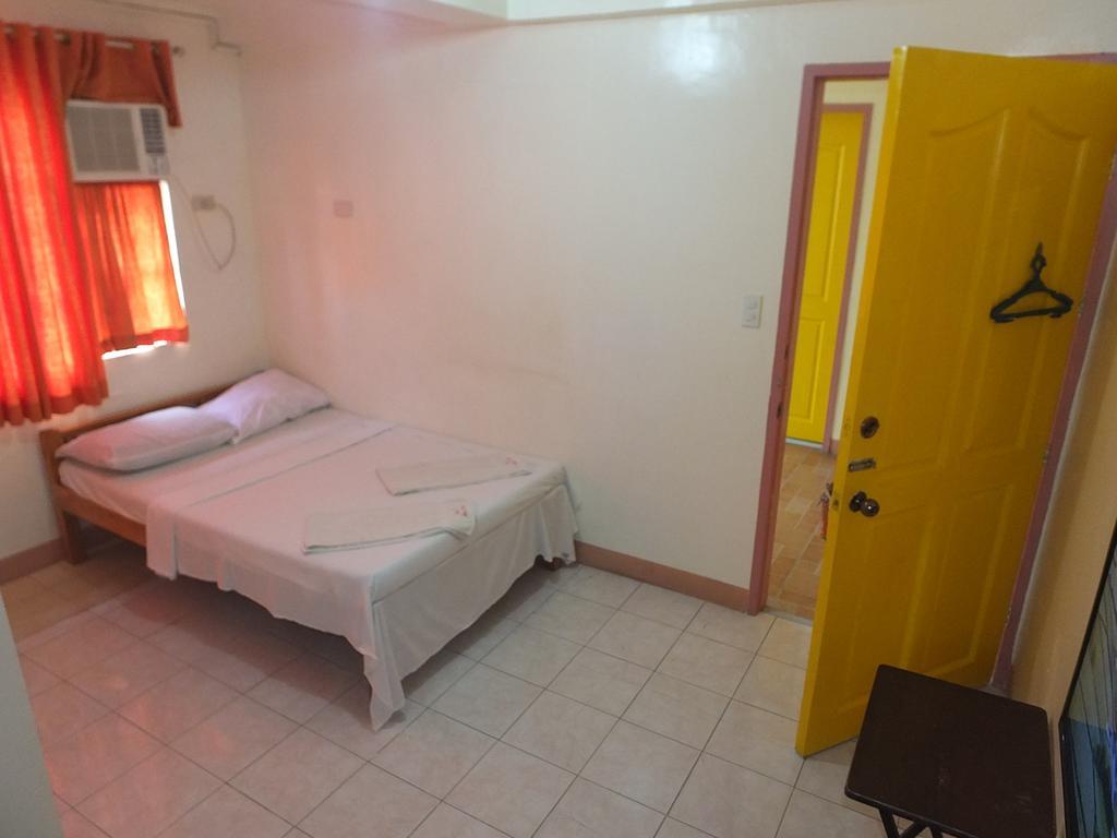 Constrell Pension House Tagbilaran City Ngoại thất bức ảnh