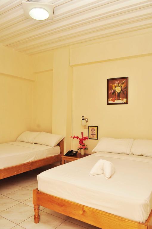 Constrell Pension House Tagbilaran City Ngoại thất bức ảnh