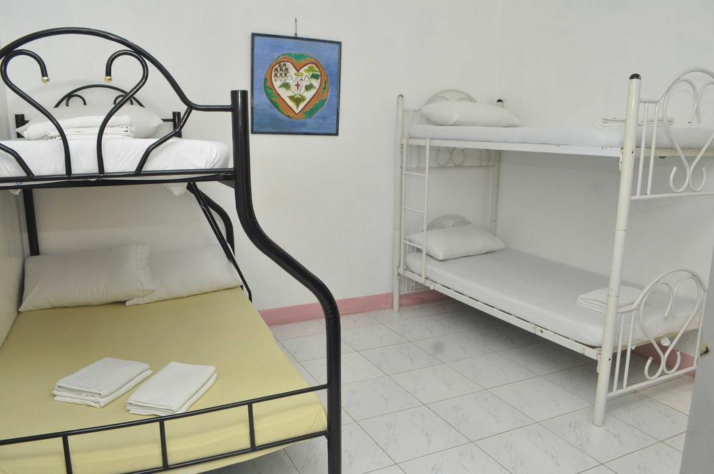 Constrell Pension House Tagbilaran City Ngoại thất bức ảnh