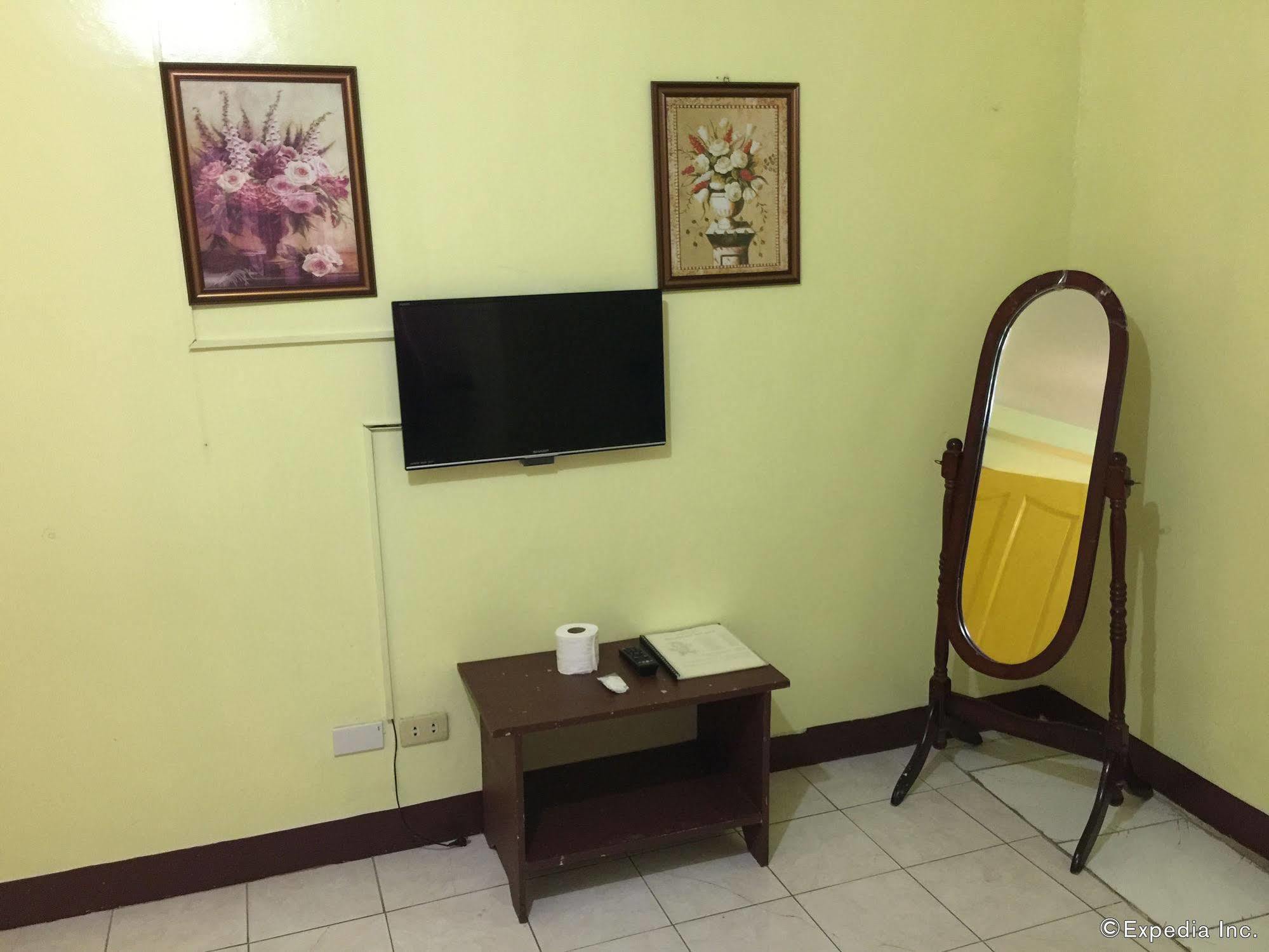 Constrell Pension House Tagbilaran City Ngoại thất bức ảnh