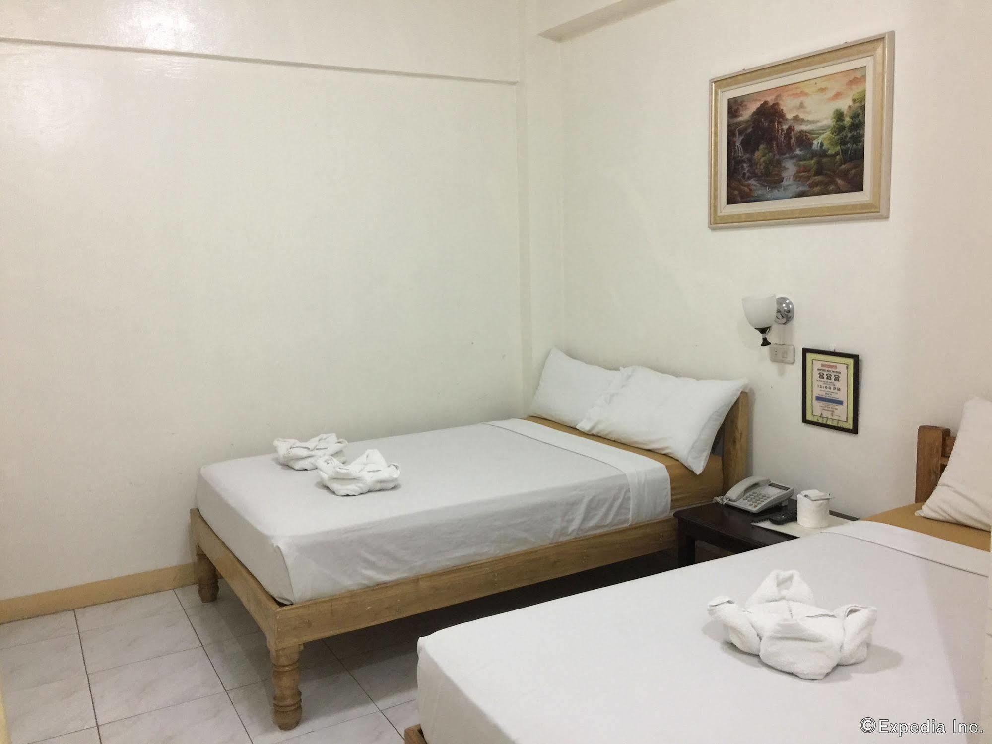 Constrell Pension House Tagbilaran City Ngoại thất bức ảnh