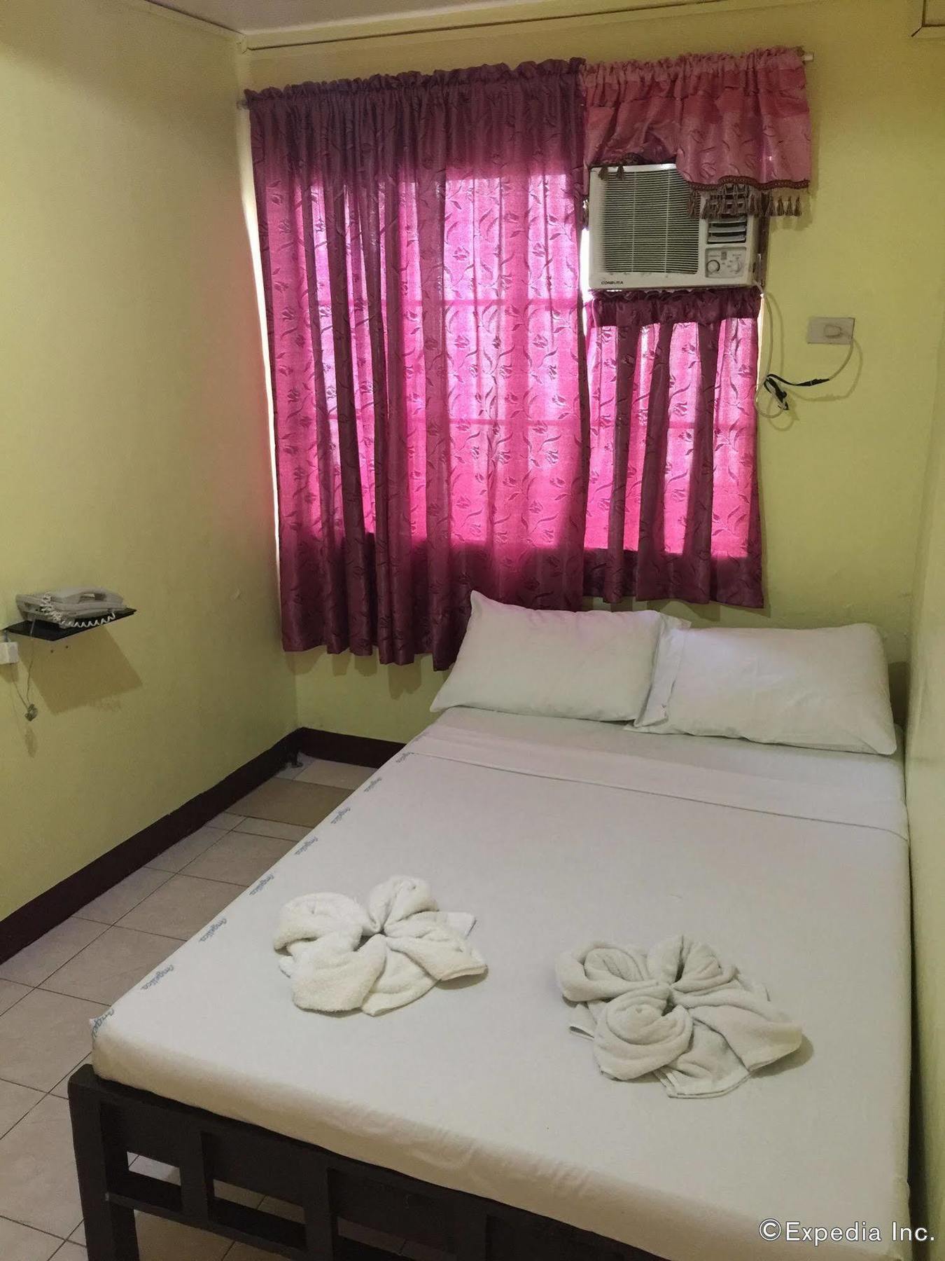 Constrell Pension House Tagbilaran City Ngoại thất bức ảnh