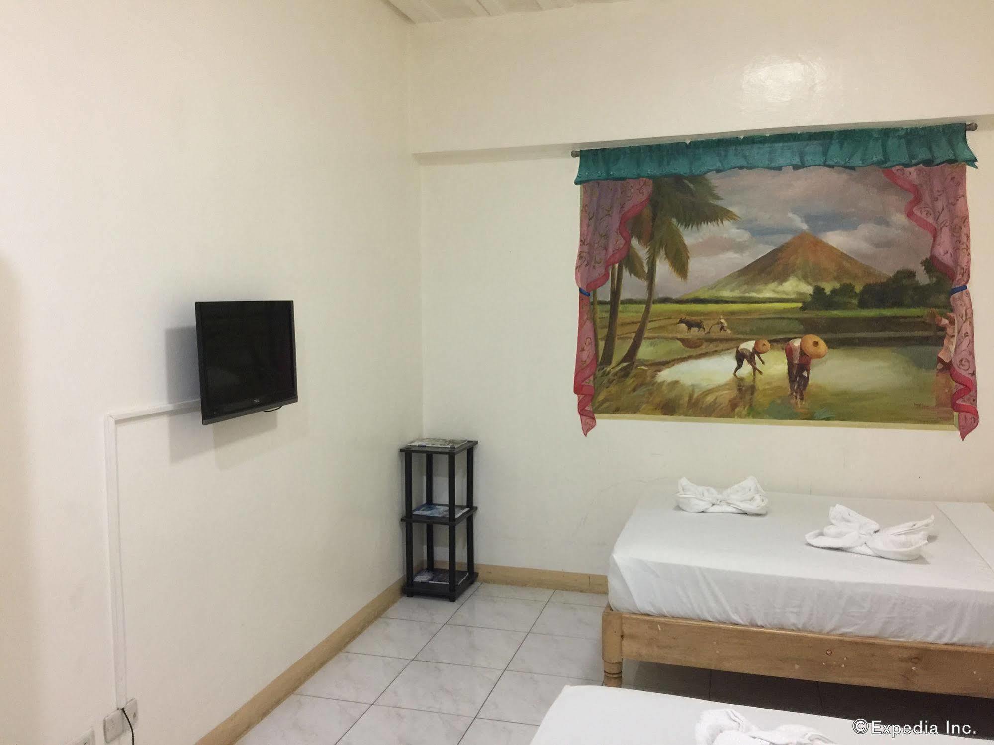 Constrell Pension House Tagbilaran City Ngoại thất bức ảnh
